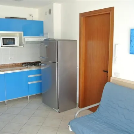 Comfortable Flat 80m From The Sea Διαμέρισμα Μπιμπιόνε